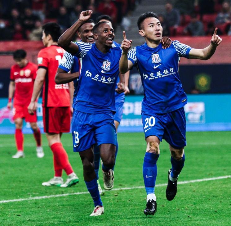 包含上海申花客场战平，有惊无险保持不败的词条