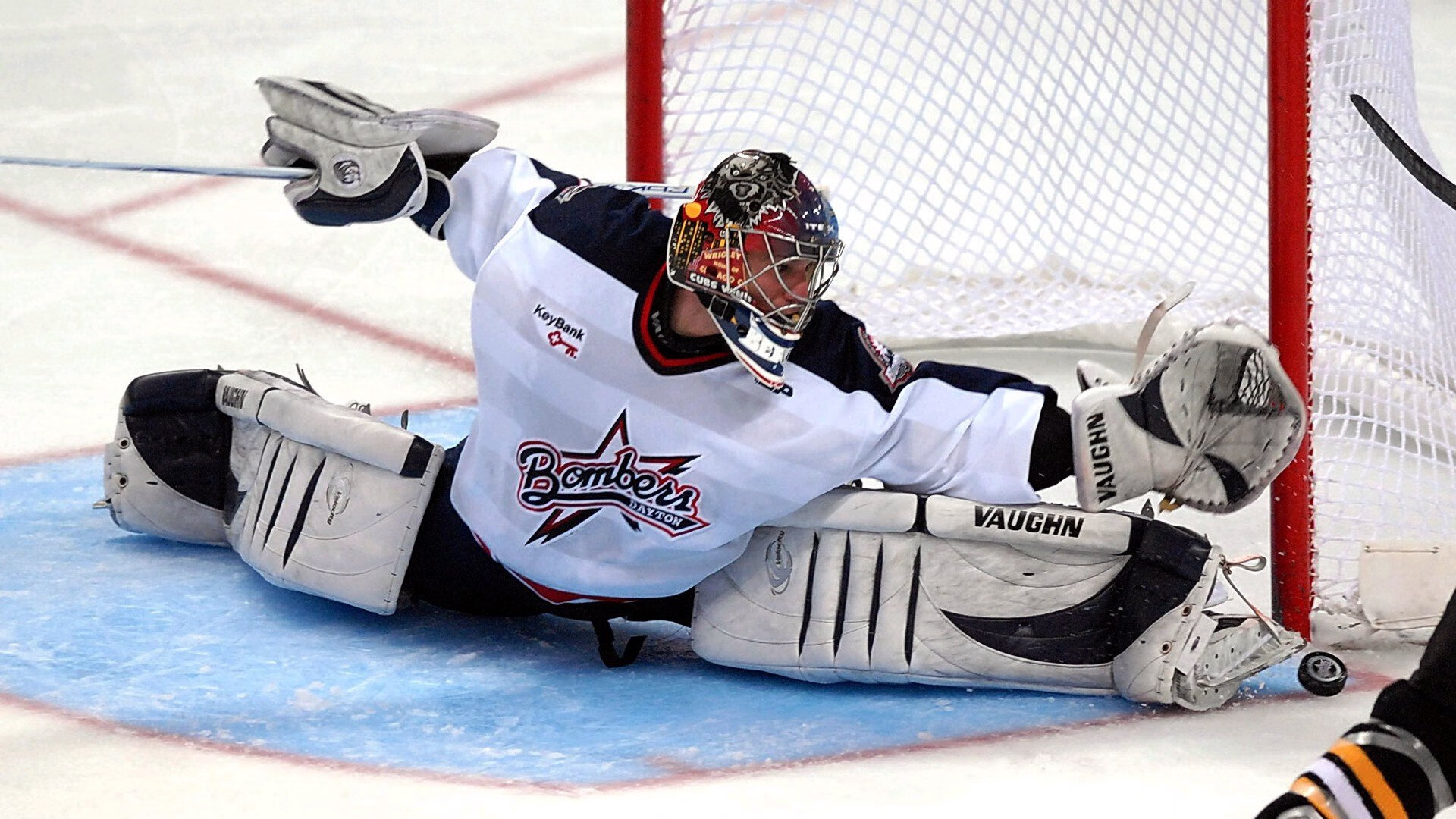 瑞士对阵拜仁,拉亚的自我救赎,从阴影到荣耀的蜕变