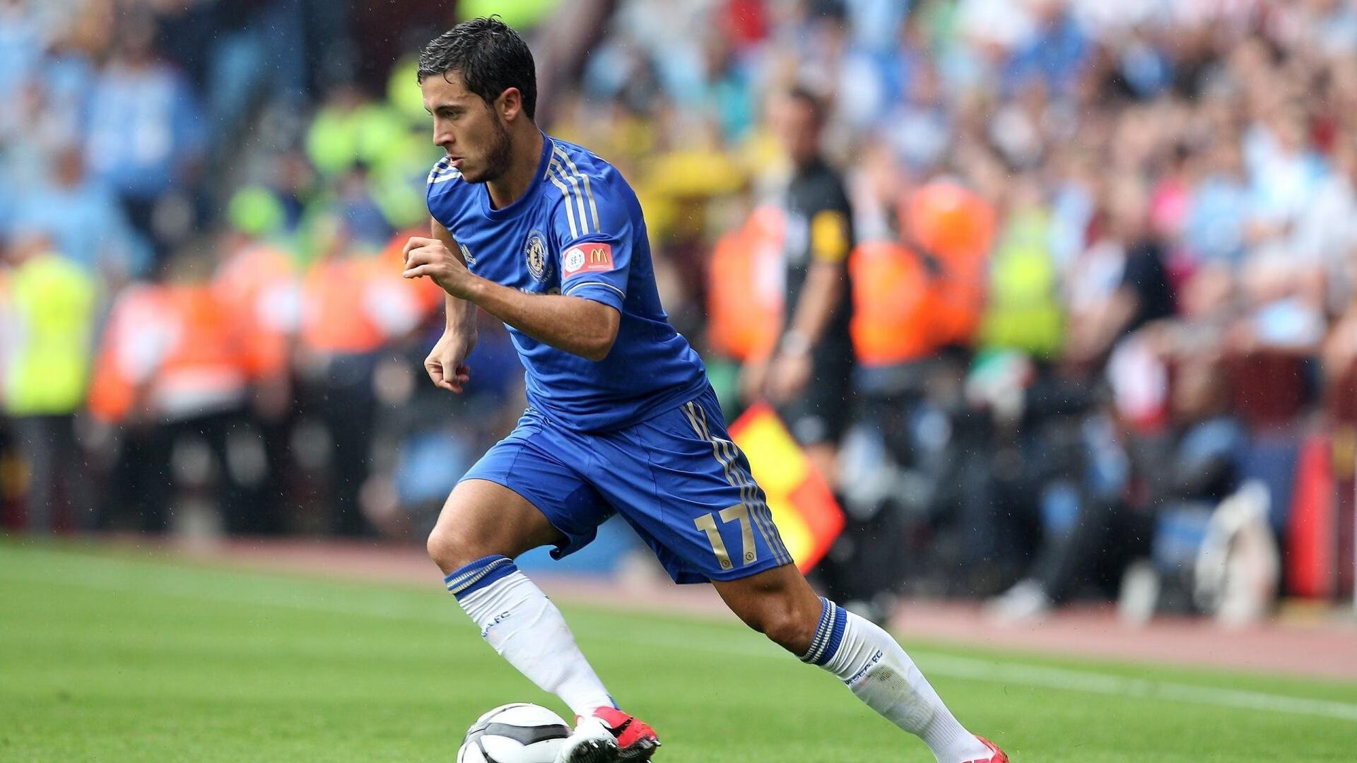 绿茵场上的西决生死战，多特蒙德硬仗击退哥伦比亚式强敌