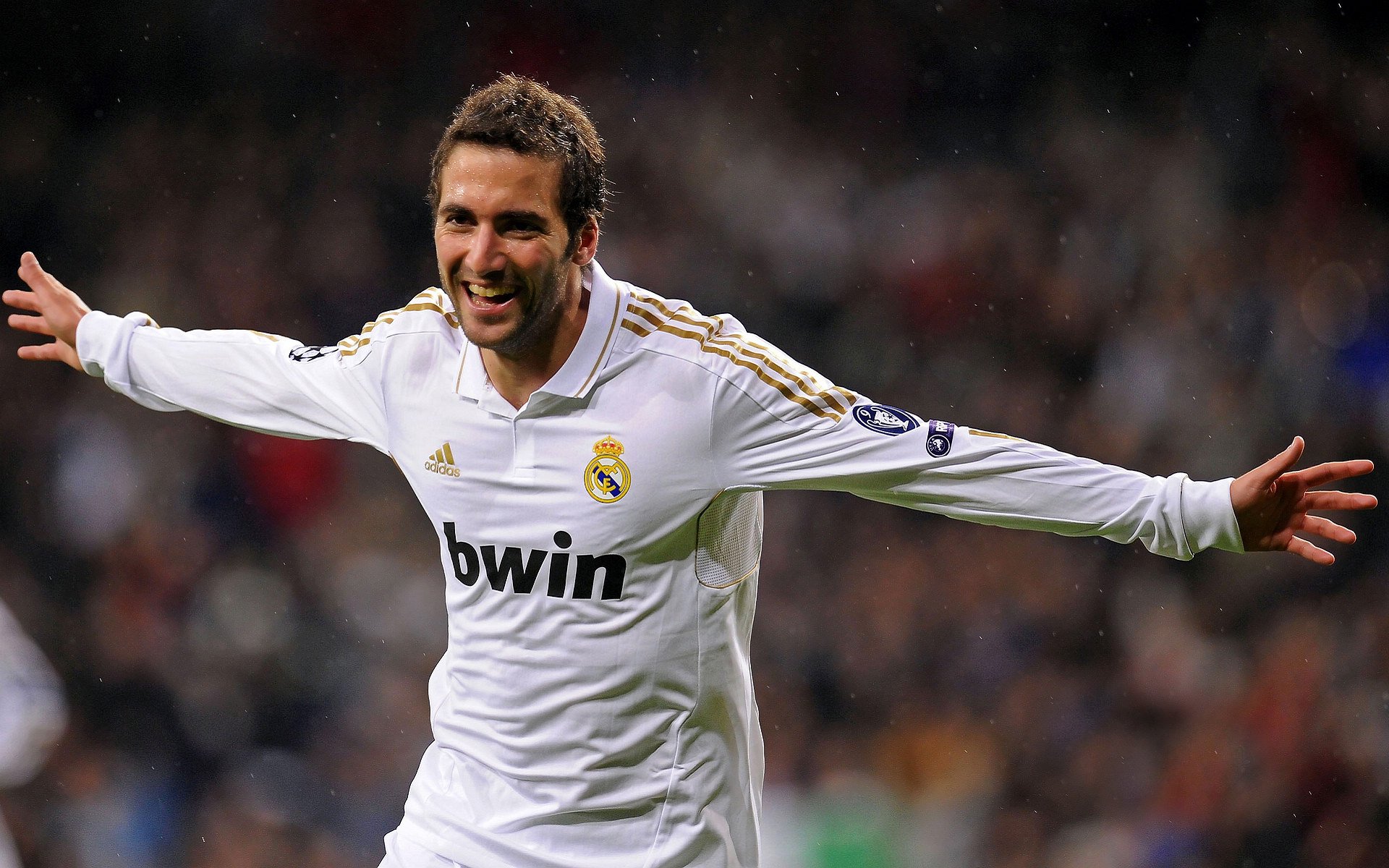 塞内加尔连续得分压制尼日利亚,孔德成为关键先生